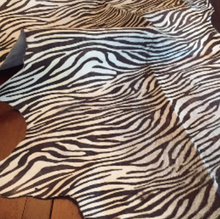 Cargar imagen en el visor de la galería, Tapete Piel Animal Print grande